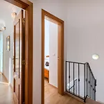 V3 Aguia M - Vip By Interhome Tatil Evi *