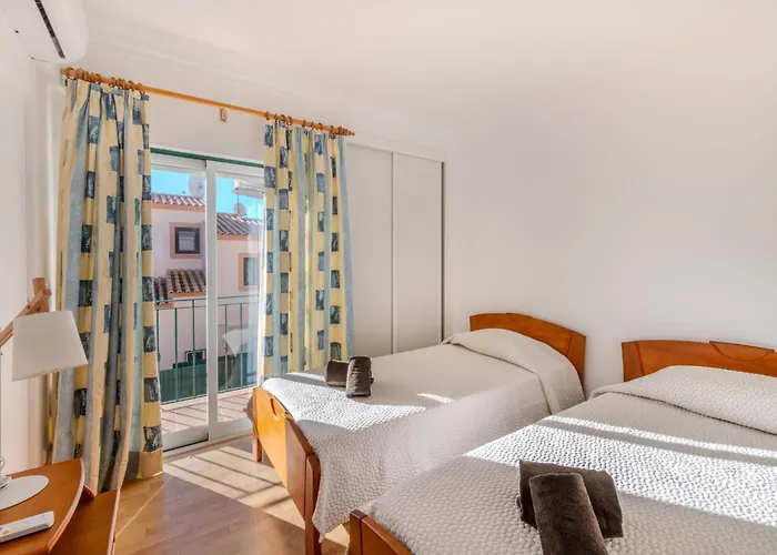 V3 Aguia M - Vip By Interhome アルブフェイラ