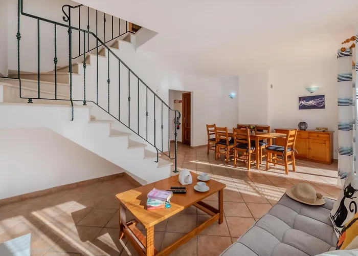 V3 Aguia M - Vip By Interhome アルブフェイラ